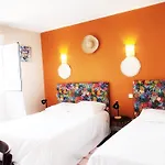 Hotel&cantine De La 3*