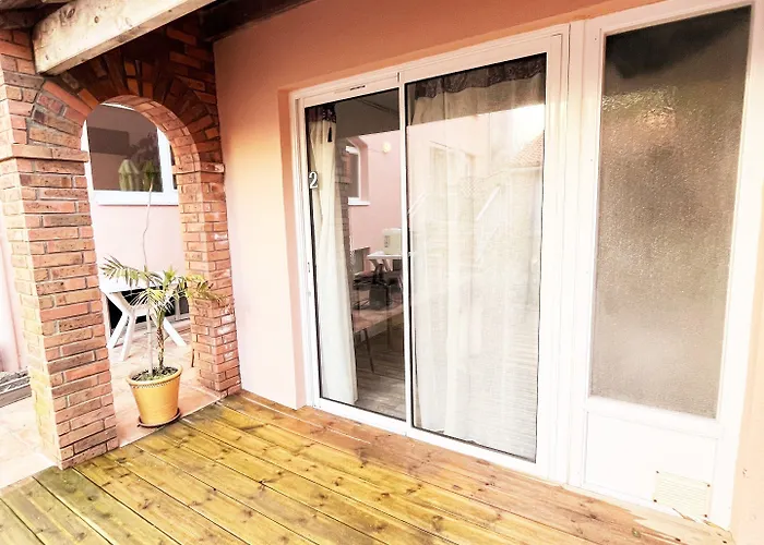 Hotel & Cantine De La Les Sables-d'Olonne