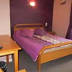 & Cantine De La Hotel 3*