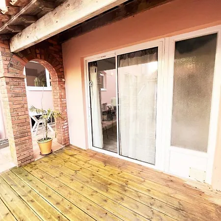 Hotel & Cantine De La Les Sables-d'Olonne