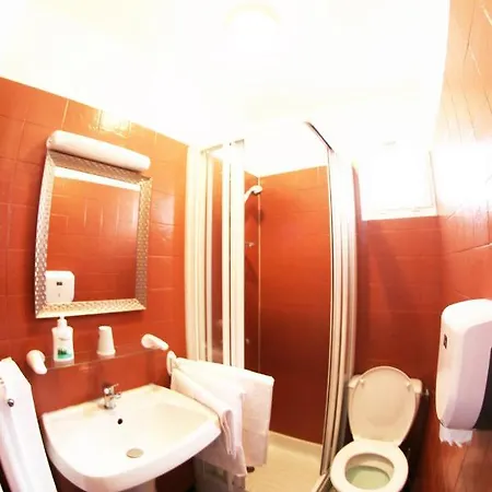 Hotel&cantine De La 3*