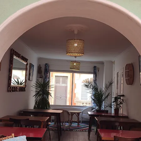 & Cantine De La Hotel