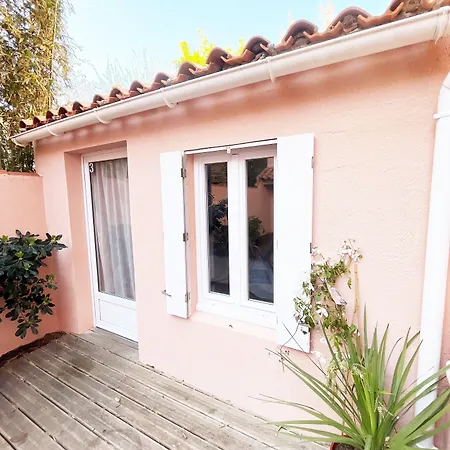 Hotel & Cantine De La